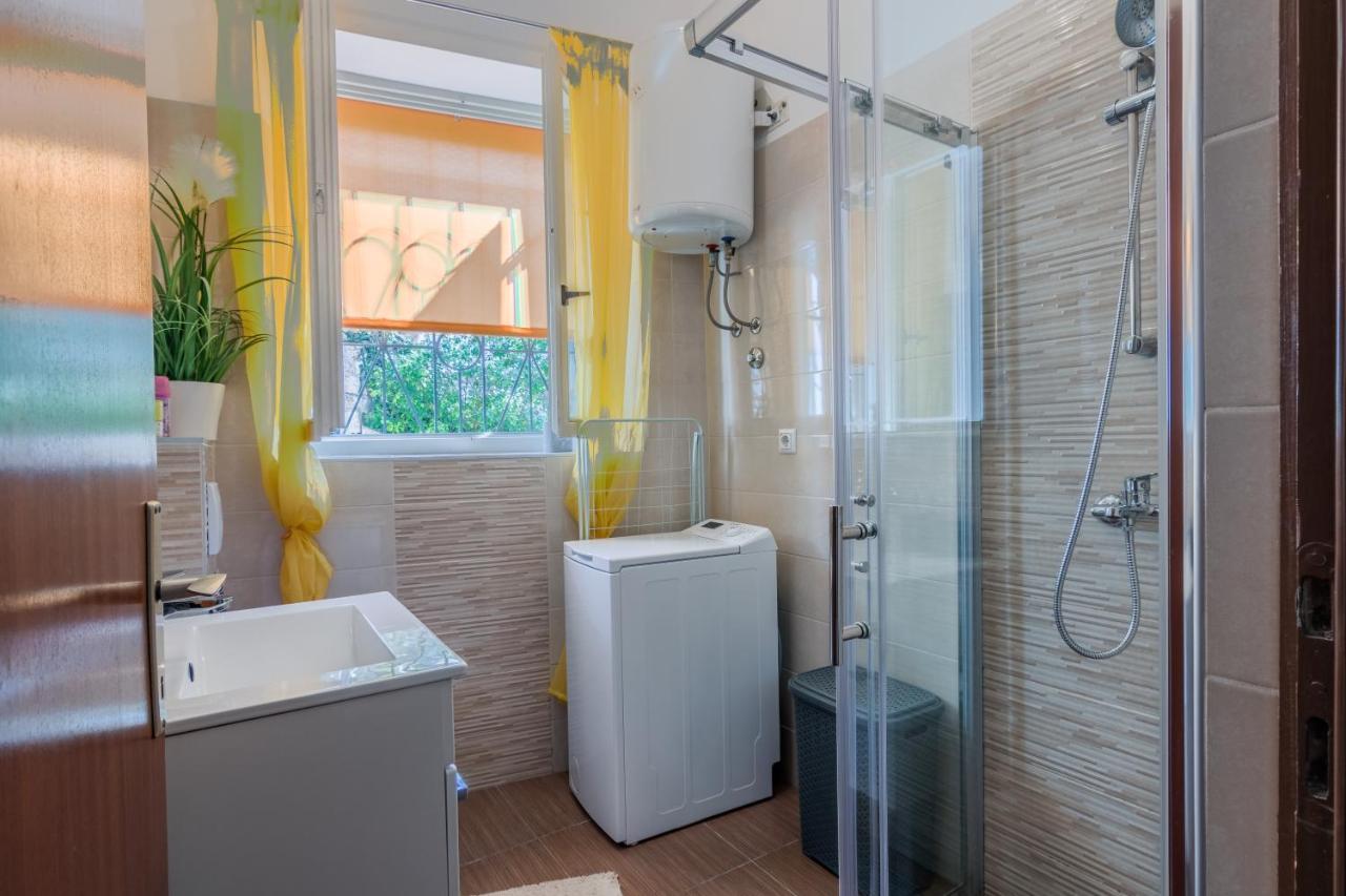 Apartment Ljube Pula Bagian luar foto